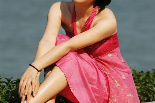 It's always hard to look at the faces of celebrities who are famous in Shen Yan for telling scandals.